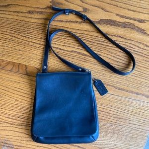 Coach 9473 black leather shoulderbag swingpack,saddle vintage crossbody